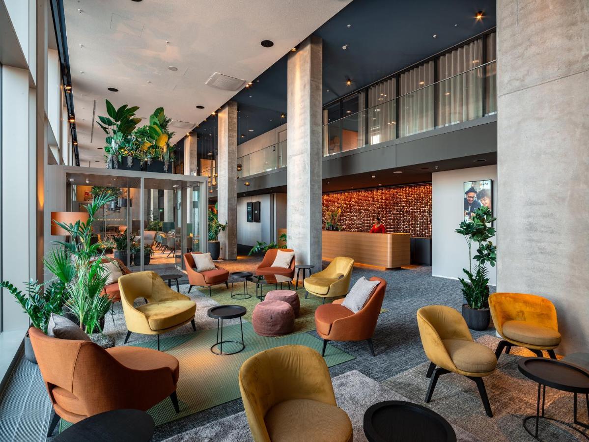B'mine Frankfurt Airport 4*